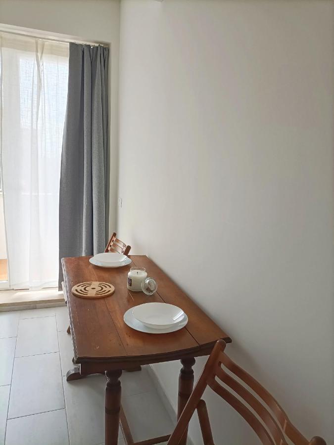 Appartement La Terrazza Sull'Appia By Hostand à Rome Extérieur photo